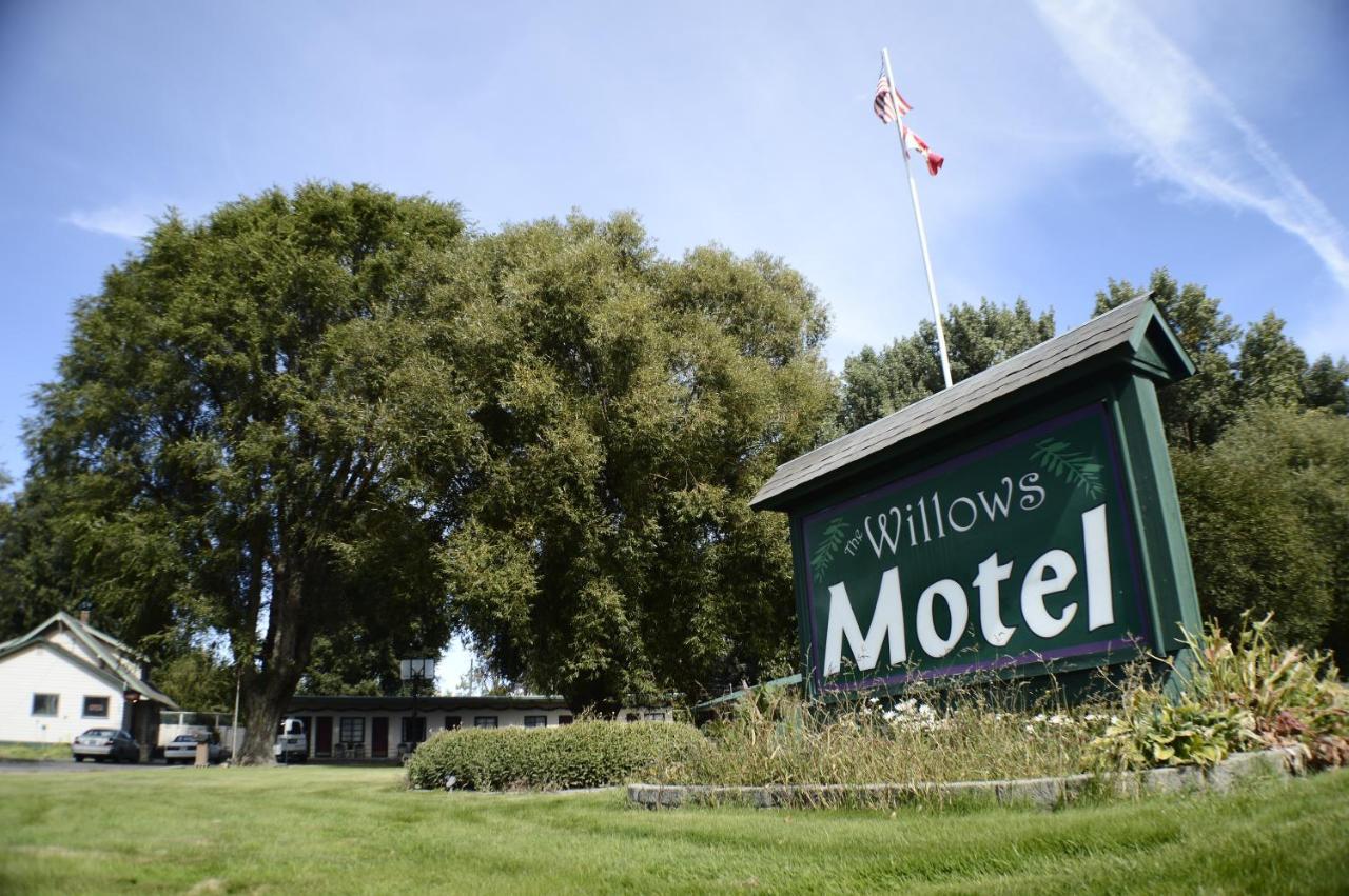 The Willows Motel Wilbur Exterior foto