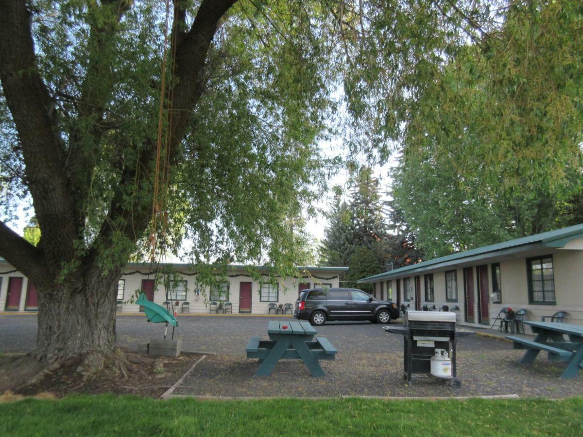 The Willows Motel Wilbur Exterior foto